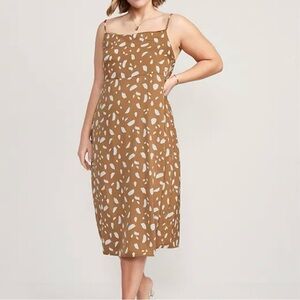 Old Navy Tan and White Patterned Dress NWOT